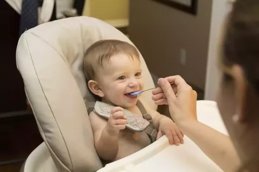 A Parent's Guide to Making Homemade Baby Food